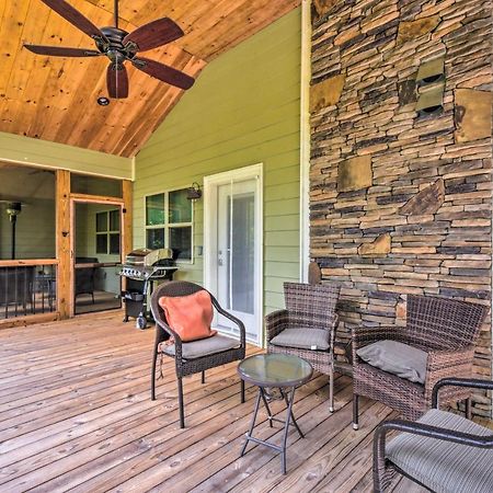 Cozy Riverside Dahlonega Home With Kayaks And Fire Pit Luaran gambar
